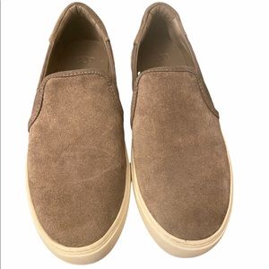 UGG 8.5 Grey Slip On Casual loafers